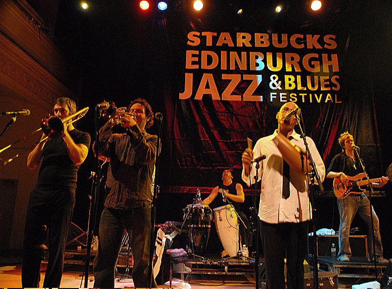 0118salsajazzfest06.jpg