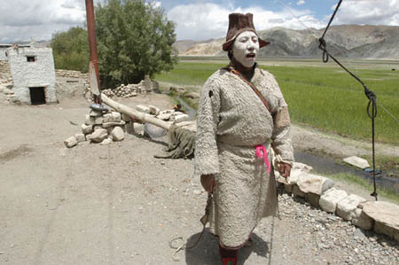 023NagaHanleManipan72dpi