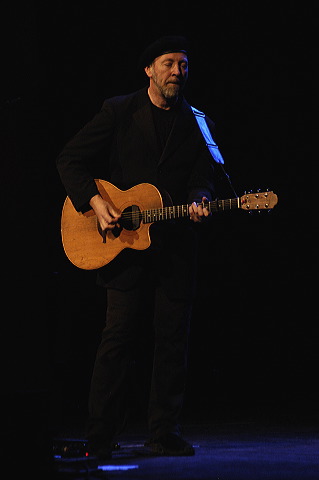 2026richardthompsonc_266bcf.jpg